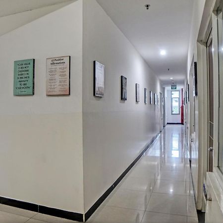 Spot On 92822 Finest House Near Amplas Bus Terminal Medan Exterior photo